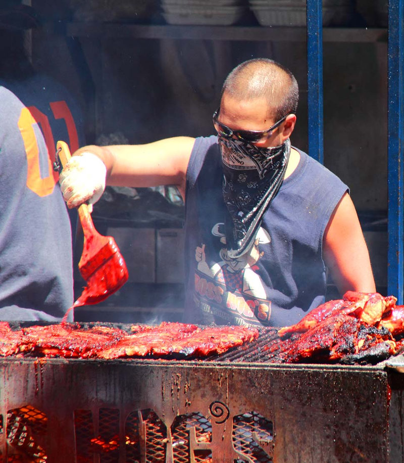 Illustration for article titled 18 Fiery Photos Of Grills And Charred Meat